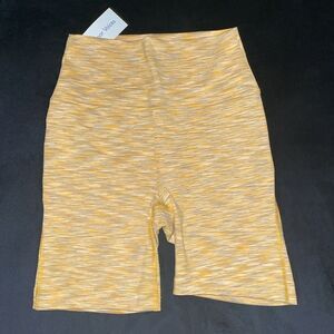 NWT Outdoor voices yellow orange gym 7 inch exercise workout sculpting shorts XS
